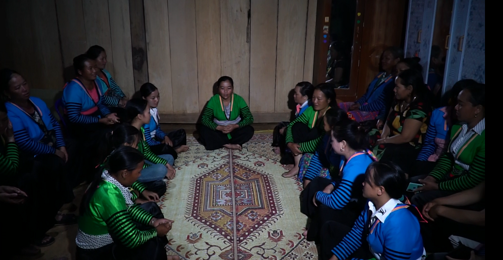 Bông hoa của “bản đẻ ”