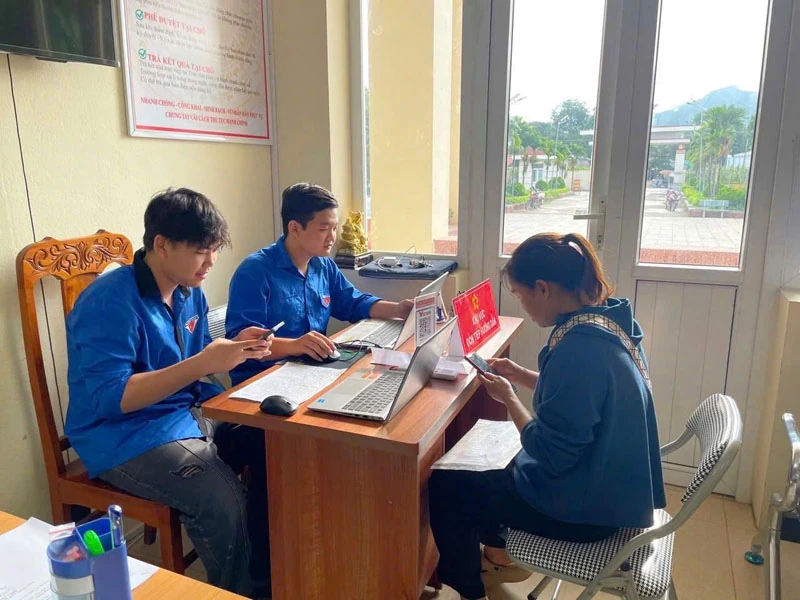 Sức trẻ tiên phong đưa công nghệ về làng