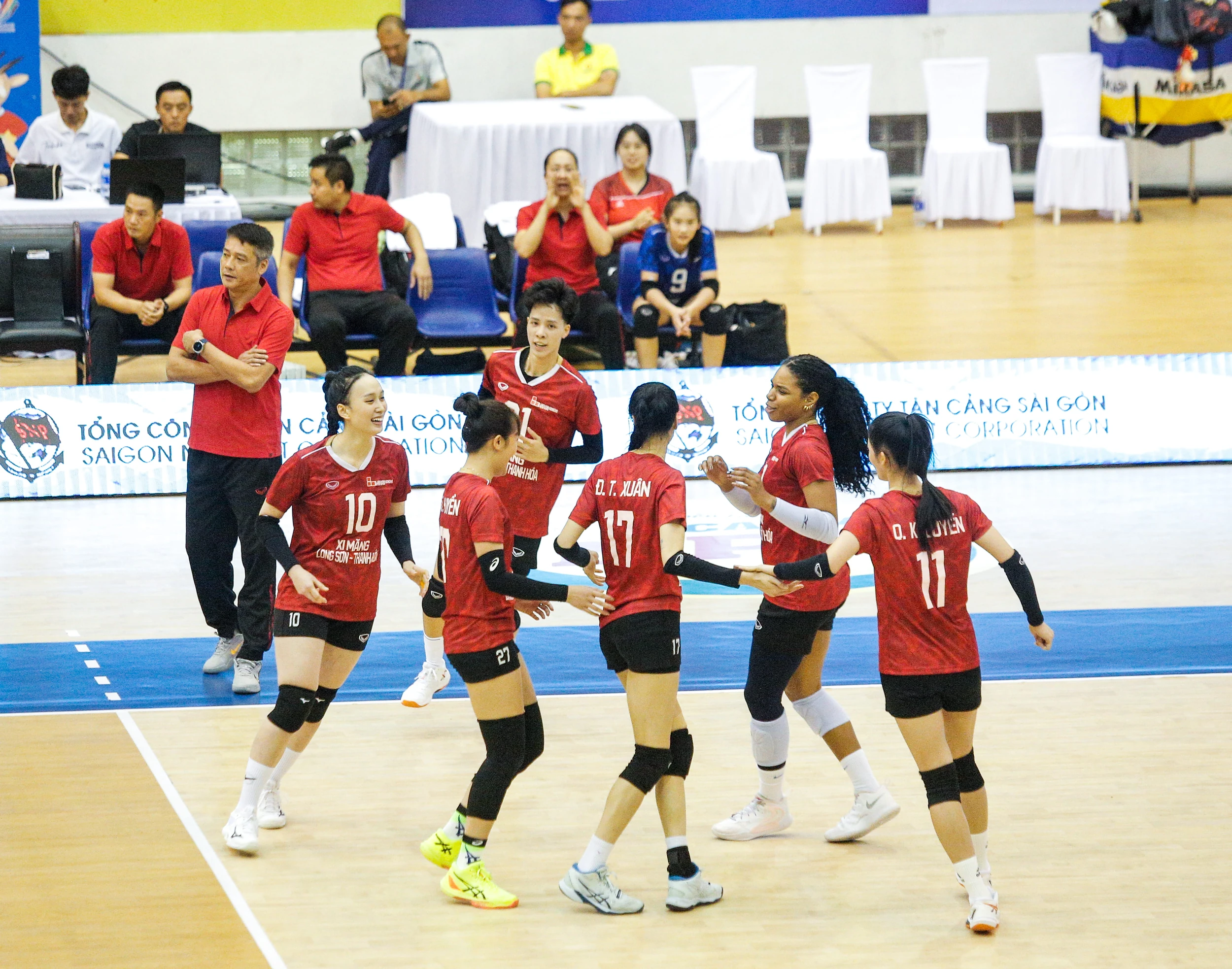 Đội bóng chuyền nữ Xi măng Long Sơn Thanh Hoá hướng tới mùa giải 2026 với tham vọng lớn