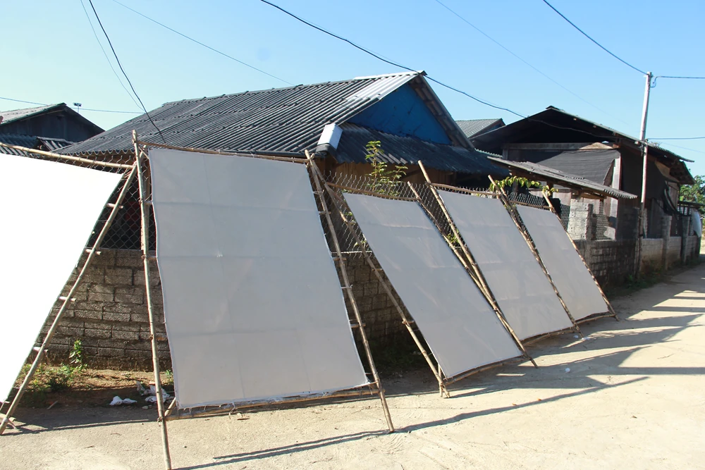 Nét đẹp nghề làm giấy dó của đồng bào Mông