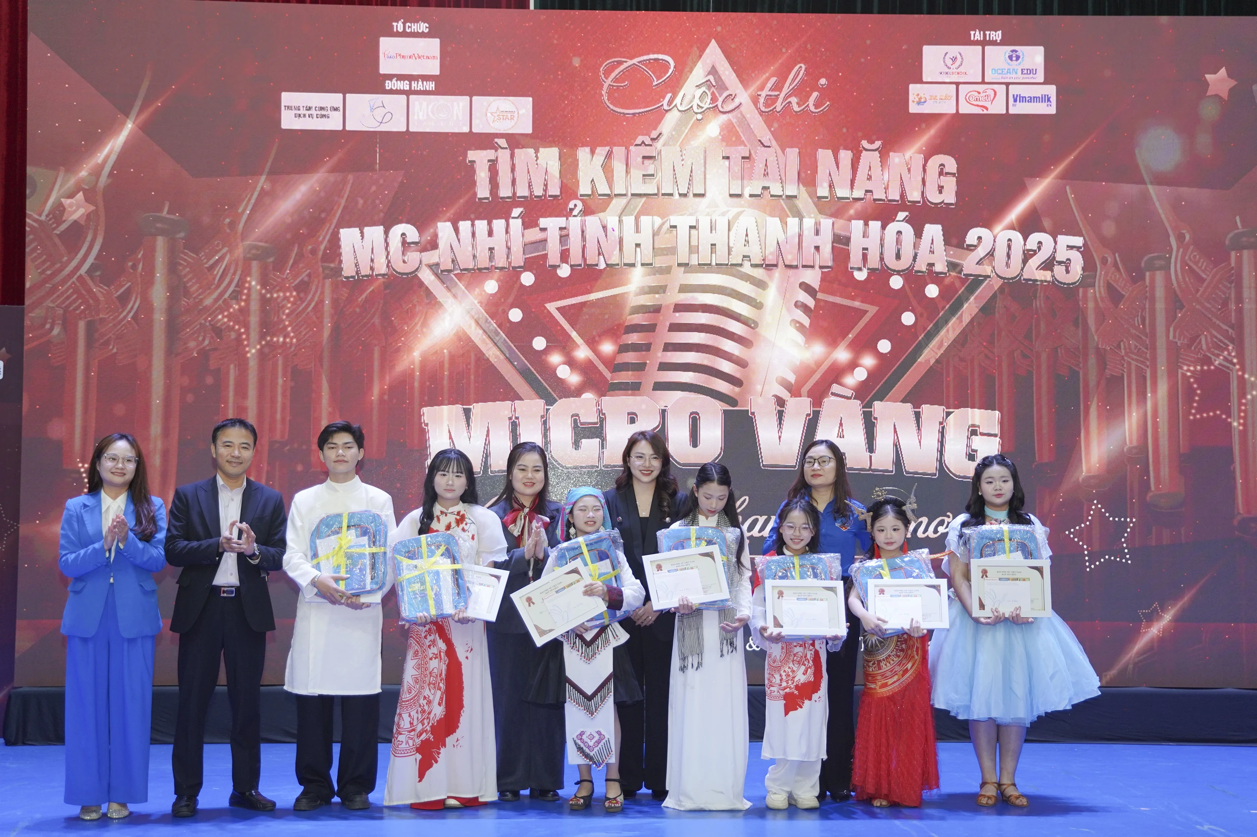 Micro Vàng: Lan tỏa tình yêu quê hương đất nước trong học sinh