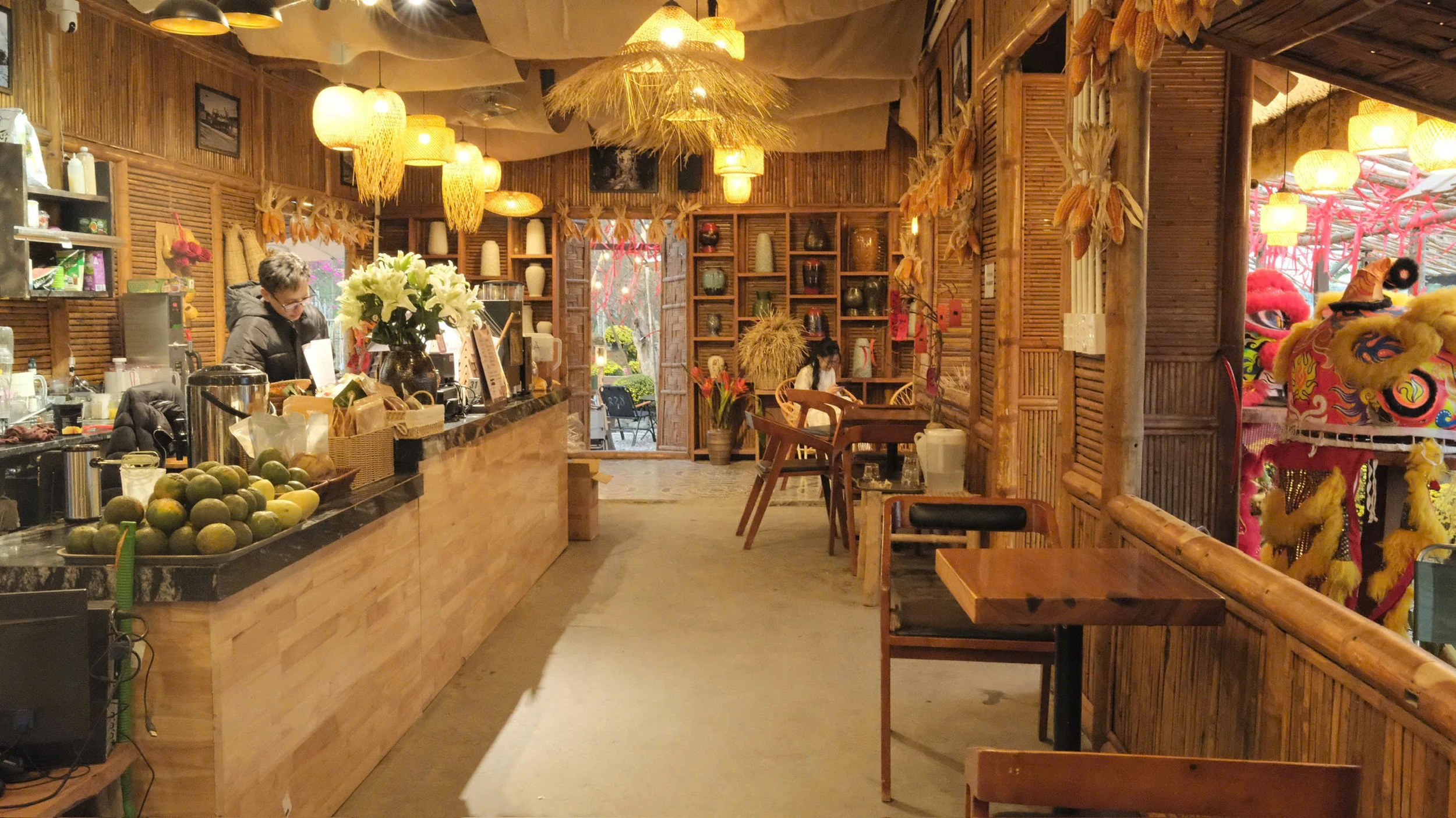 Ký ức góc quán nhỏ