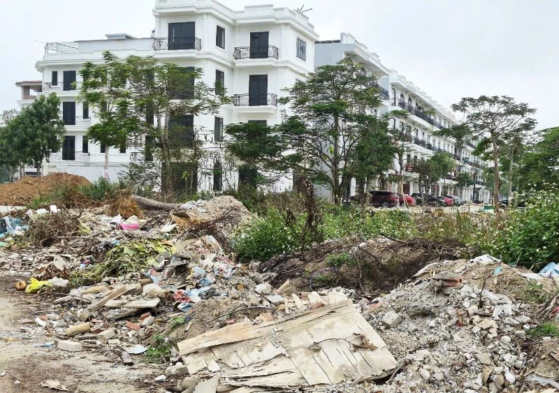 Cần xử lý dứt điểm các bãi rác tự phát tại đô thị