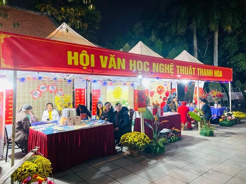 Ngày Thơ Việt Nam: Cảm hứng mới cho người viết và tình yêu thơ trong lòng công chúng