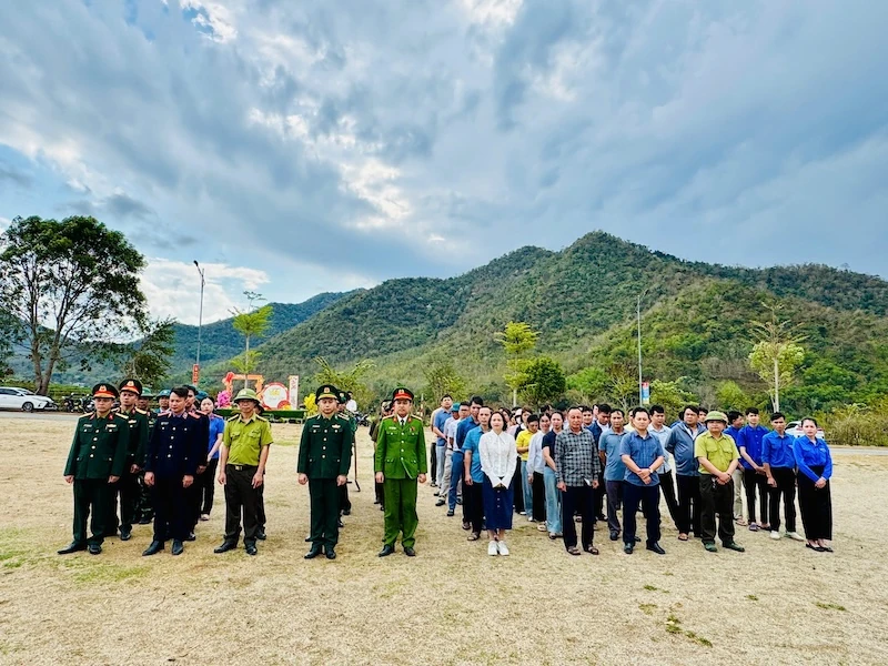 Xã Mường Lát phát động “Tết trồng cây đời đời nhớ ơn Bác Hồ” năm 2026