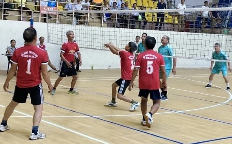 Tăng cường thực hiện công tác người cao tuổi thích ứng với già hóa dân số