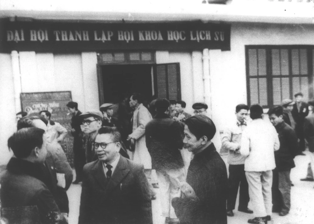 Ngày này năm xưa (25/2): Nhiều sự kiện lịch sử, văn hóa mang đậm dấu ấn của dân tộc Việt Nam