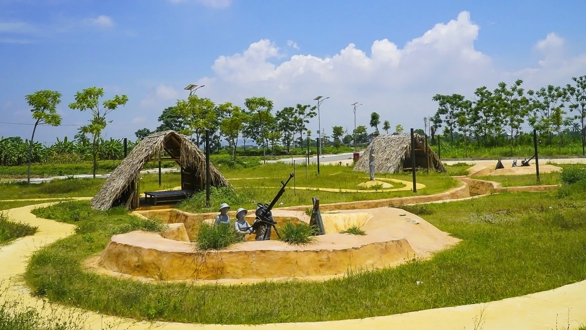 Cận cảnh tượng đài Trung đội nữ dân quân Hoa Lộc bắn rơi máy bay Mỹ