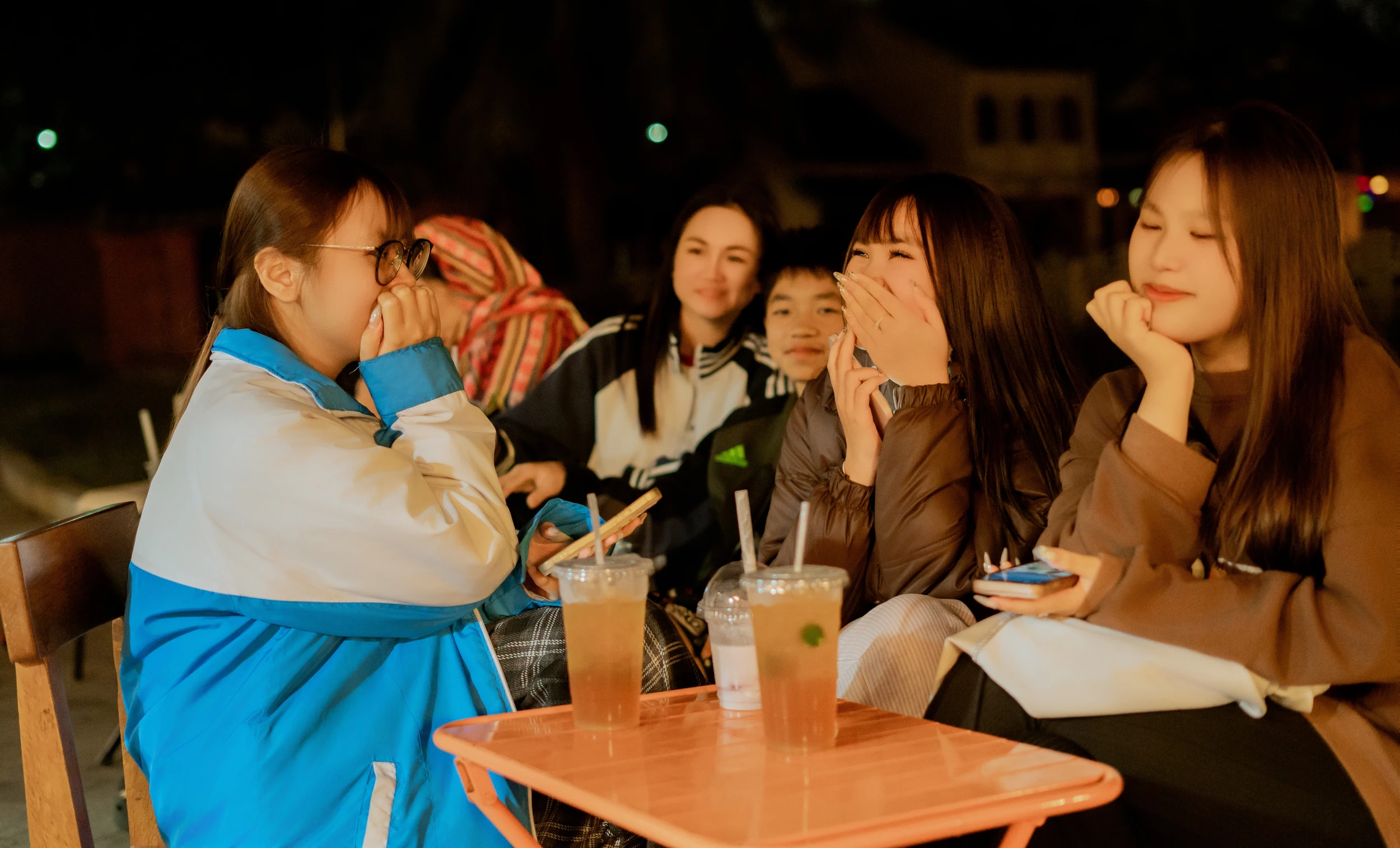 “Chill” cuối tuần cùng cafe và âm nhạc