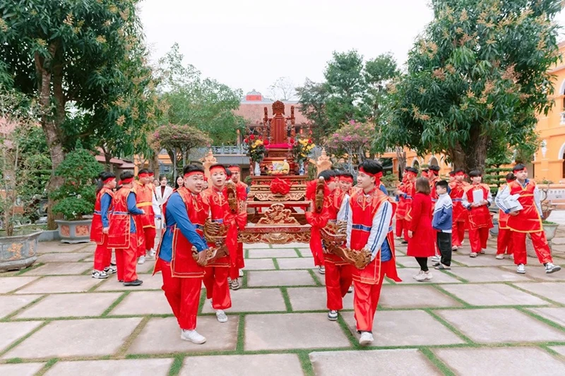 Cha con dũng tướng Lý Triện - Lý Lăng