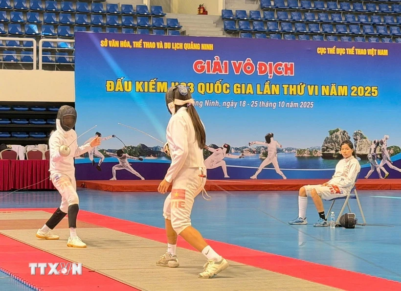 Gần 100 vận động viên tranh tài đấu kiếm quy mô quốc gia