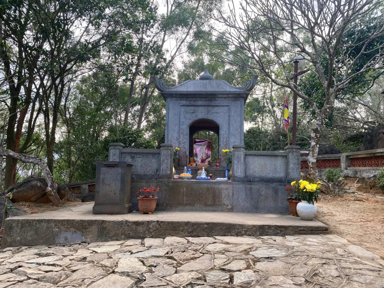 Bà Triệu và huyền thoại trên núi Tùng