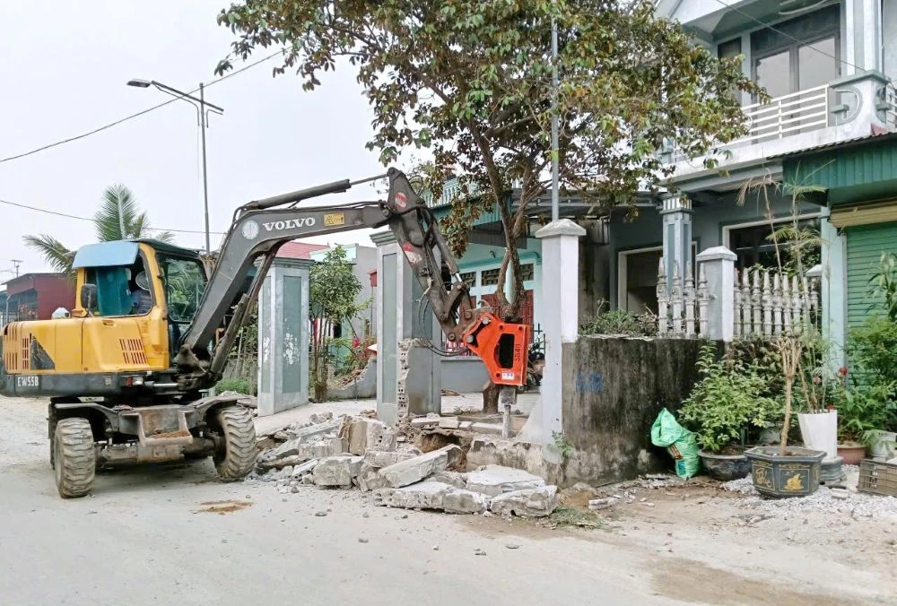 Gần 60 hộ ở tổ dân phố Đồng Tâm hiến đất mở rộng tuyến đường Đỗ Chanh