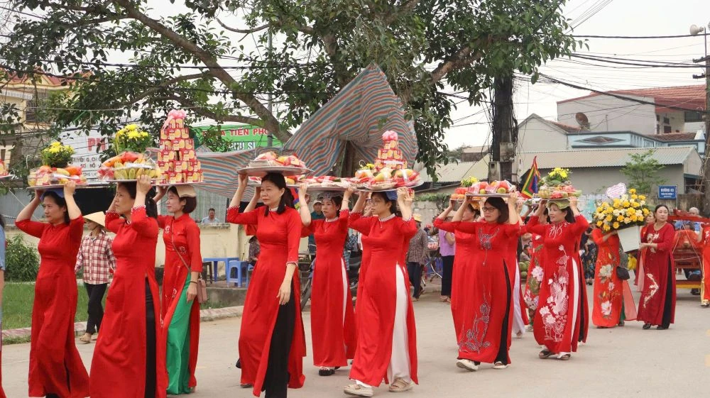 Độc đáo trò nấu cơm thi tại Lễ hội kỳ phúc đình Phú Khê