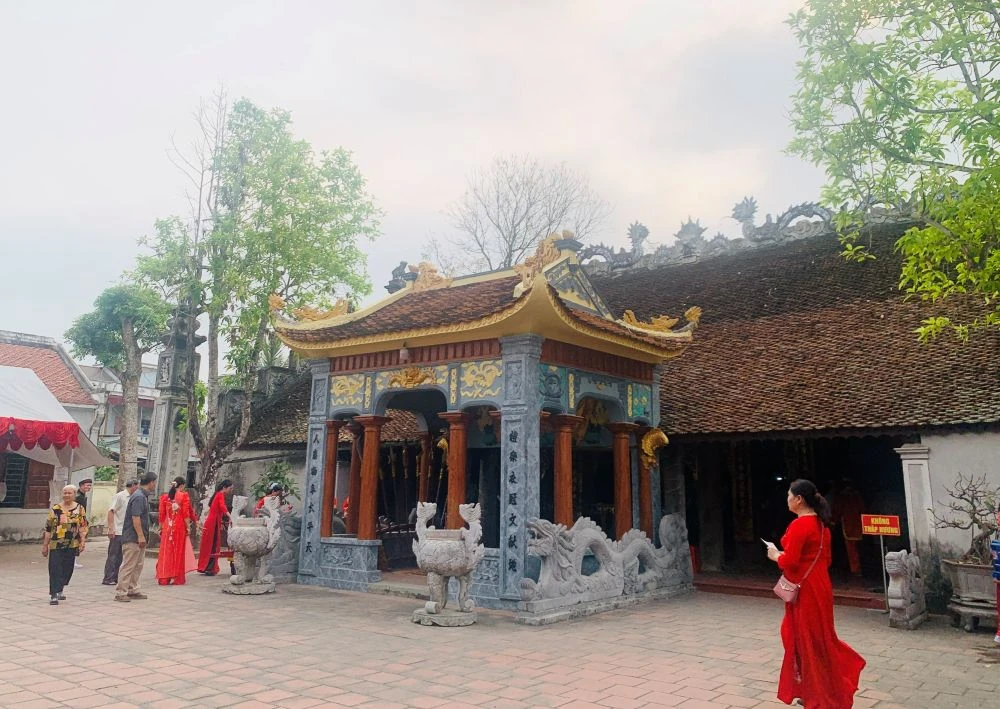 Độc đáo trò nấu cơm thi tại Lễ hội kỳ phúc đình Phú Khê