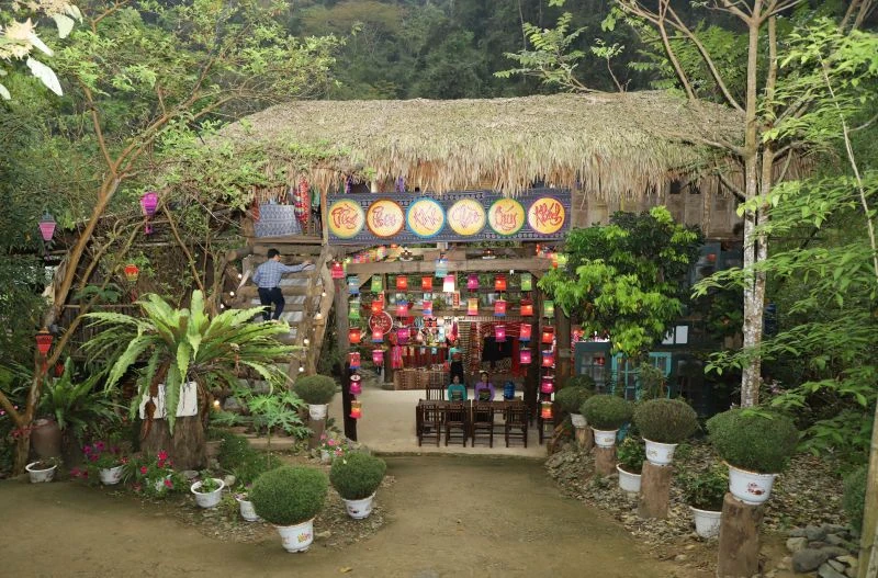 Rực rỡ sắc màu thổ cẩm Piềng Pheo