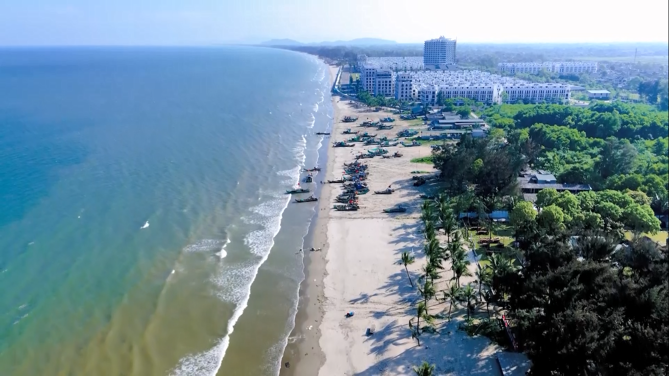 Sức hút mới từ du lịch biển Nam Sầm Sơn