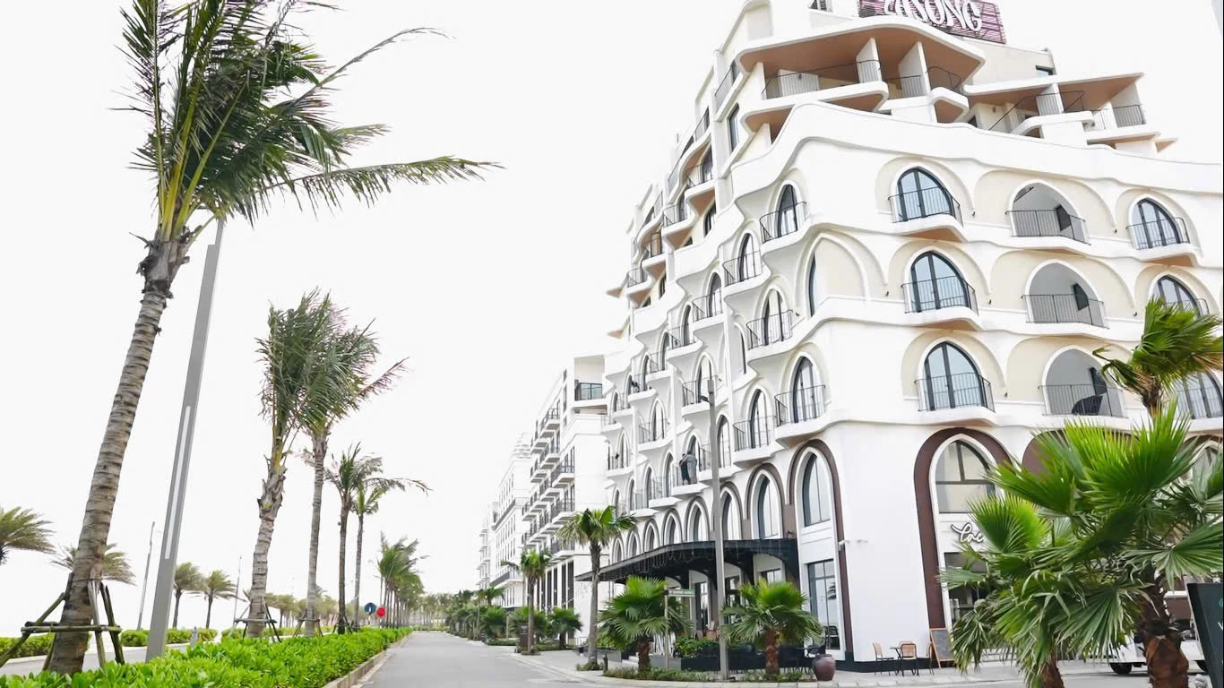 Sức hút mới từ du lịch biển Nam Sầm Sơn