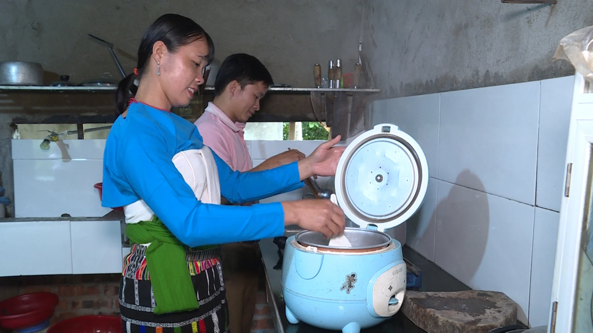 Để khu vực miền núi và đồng bào dân tộc thiểu số không còn rào cản giới