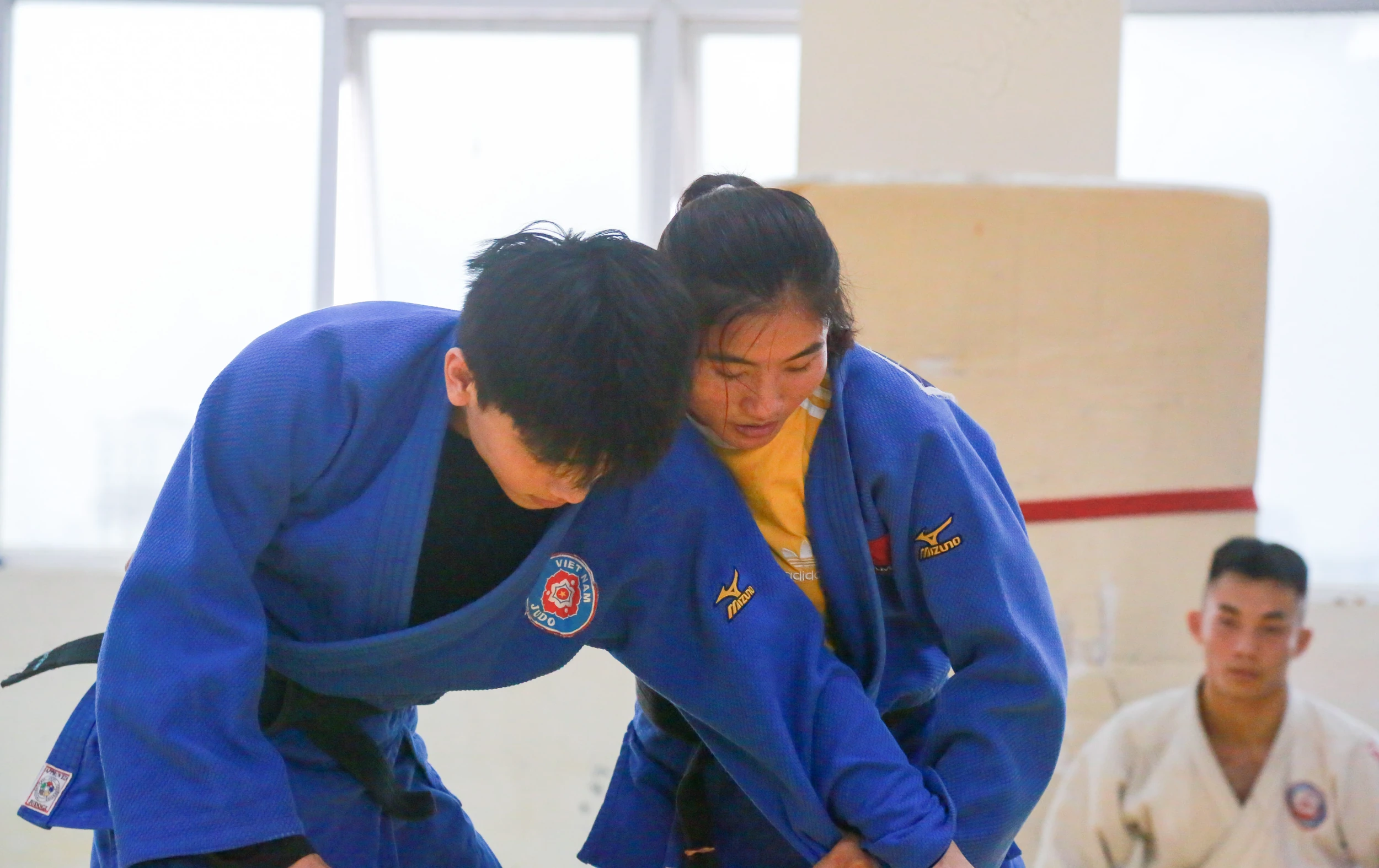 Võ sĩ Hoàng Thị Tình và đường đến Olympic Paris
