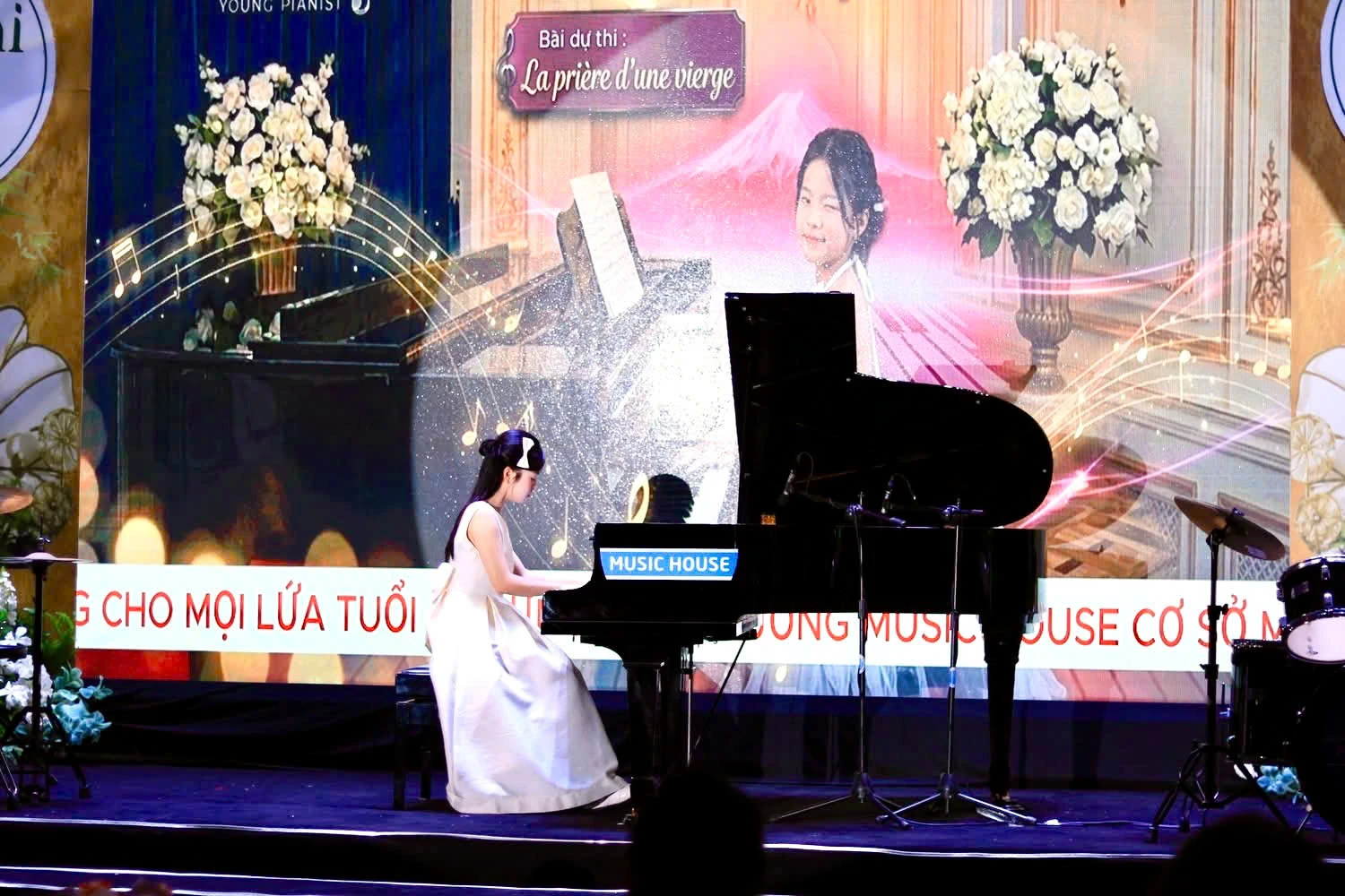 Nơi ước mơ tuổi thơ ngân vang trên những phím đàn