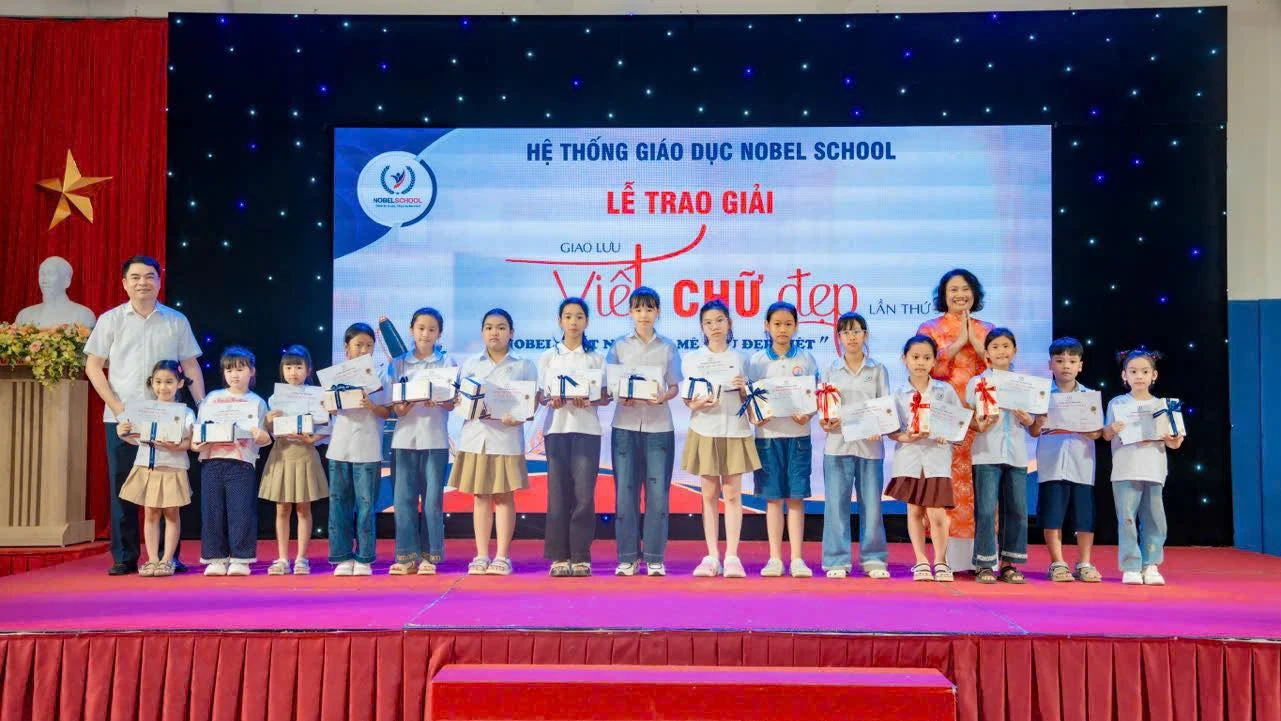 Nét chữ - Nết người: Lan tỏa tình yêu tiếng Việt từ Hội thi viết chữ đẹp
