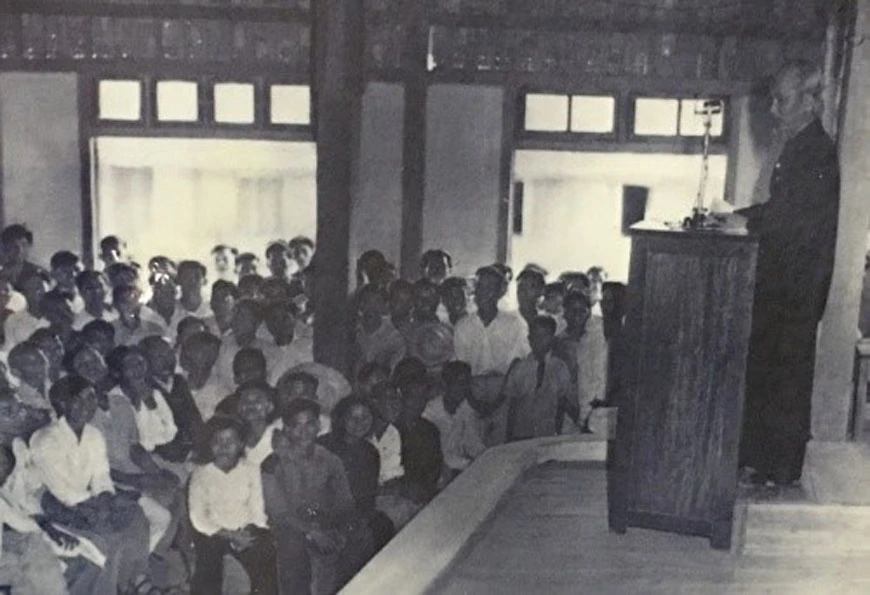 Ngày này năm xưa (24/5): Thông qua Bản Tuyên ngôn của “Hội Liên hiệp thuộc địa”, do Nguyễn Ái Quốc soạn thảo