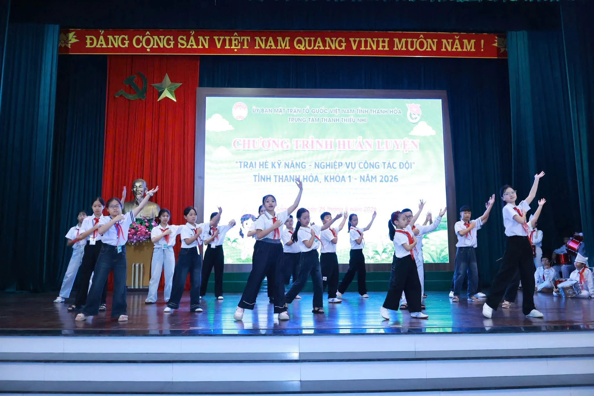 Lớn lên cùng mùa hè