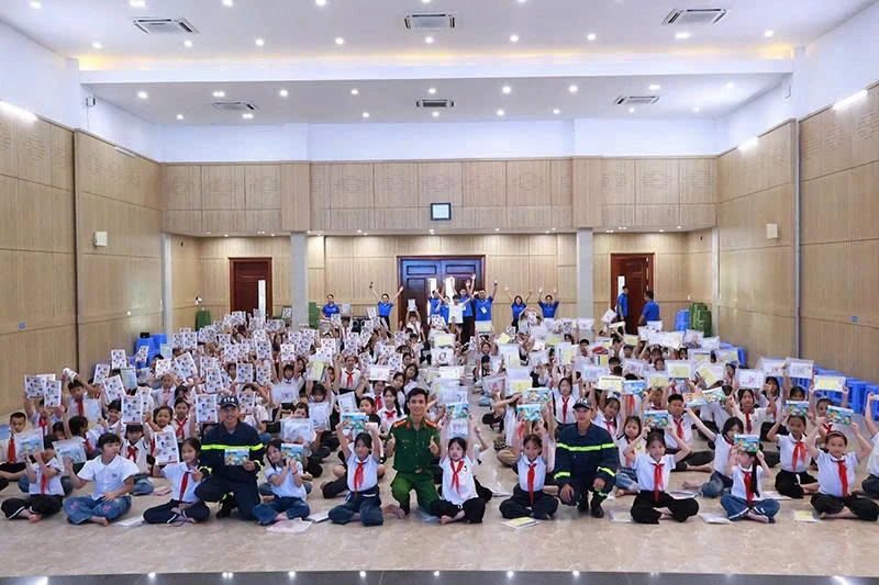Hãy cho con một mùa hè đáng nhớ
