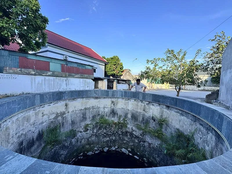 Hạnh Phúc Đoàn - làng xưa, phố nay