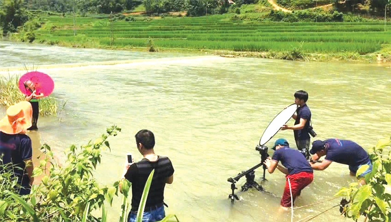 Làm báo - truyền thông thời AI (Bài 1): Khi người viết có thêm “trí tuệ không ngủ”
