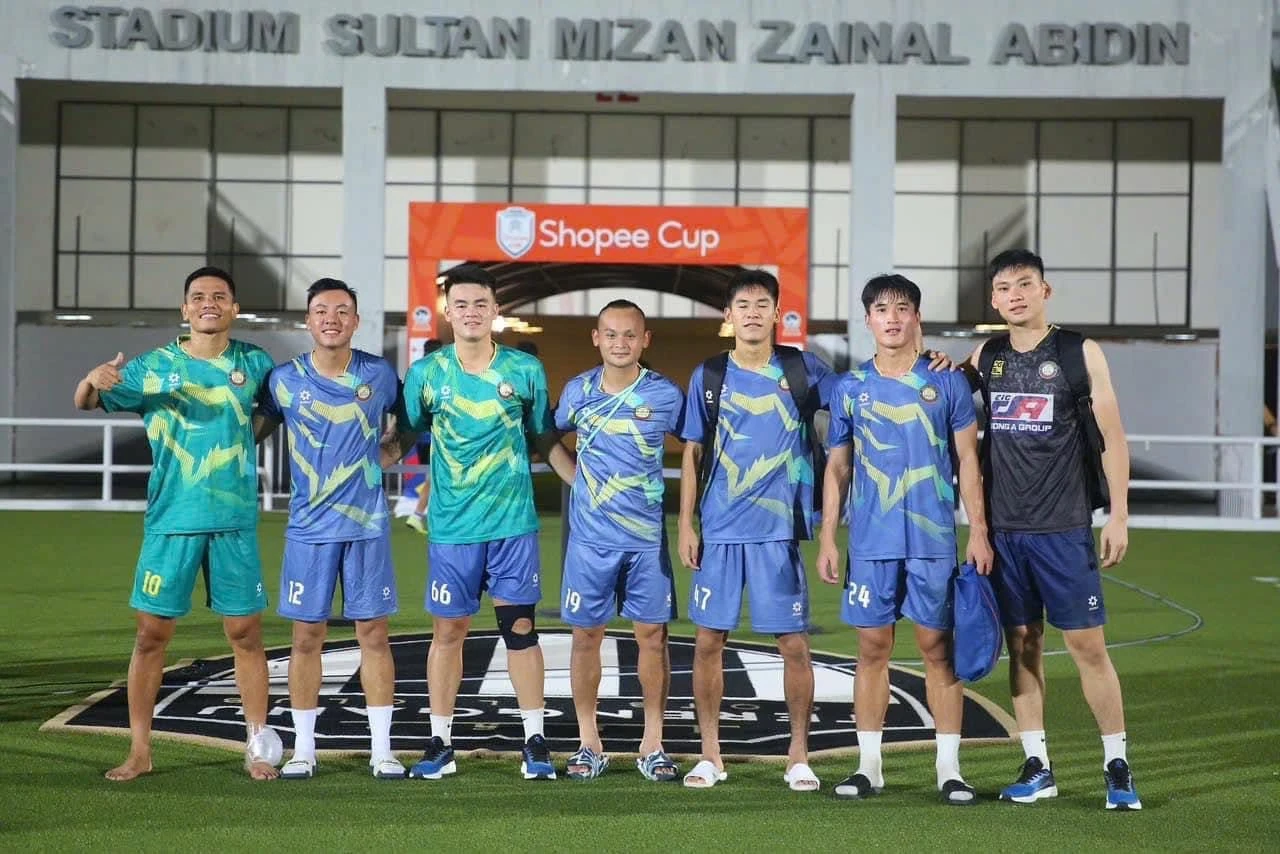 Dòng chữ viết vội của Xuân Hoàng và hành trình không thể quên cùng U23 Việt Nam