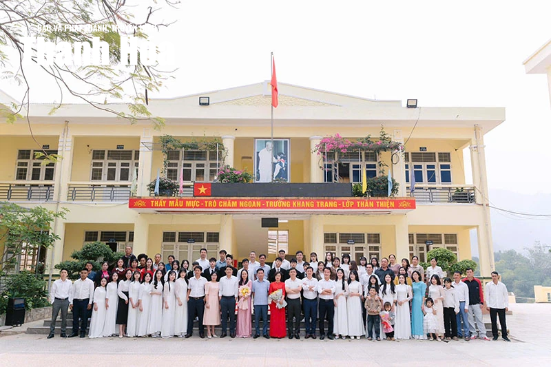 Viết tiếp những mùa gieo chữ ở Mường Lát