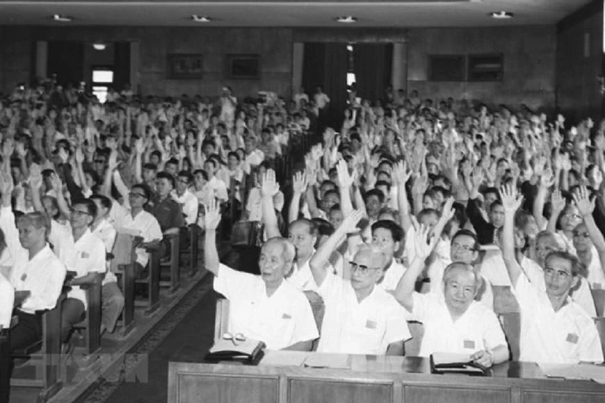 Ngày này năm xưa (2/7): Quốc hội quyết định tên nước Cộng hòa xã hội chủ nghĩa Việt Nam
