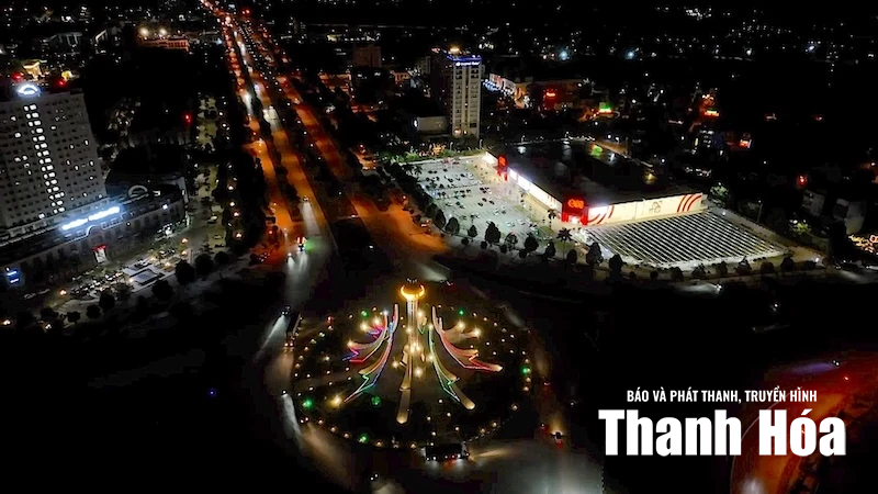 Lung linh ánh điện đêm Hạc Thành