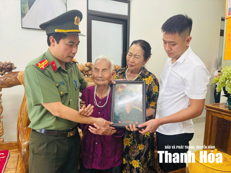 Những bức ảnh hồi sinh ký ức