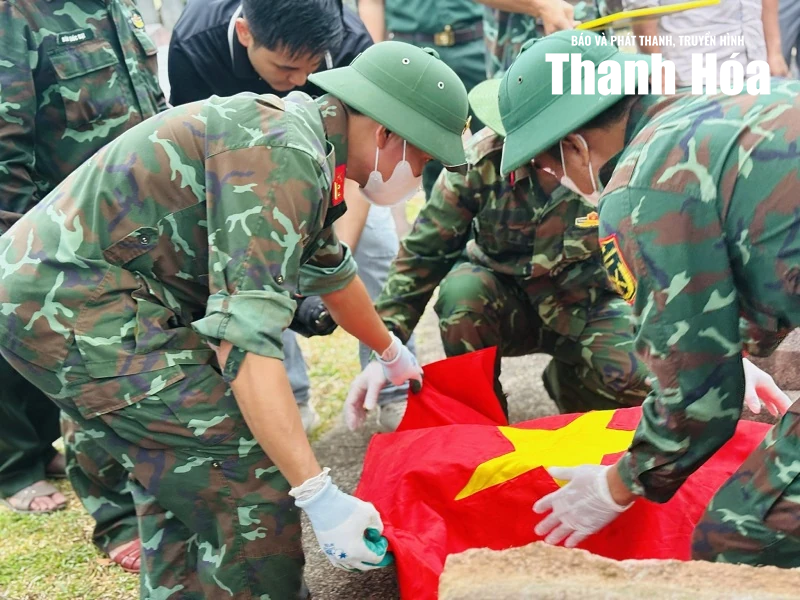 Khúc vĩ thanh tháng bảy