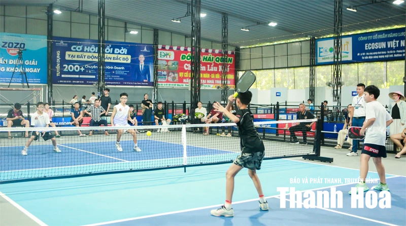 Pickleball - sân chơi mới của trẻ em