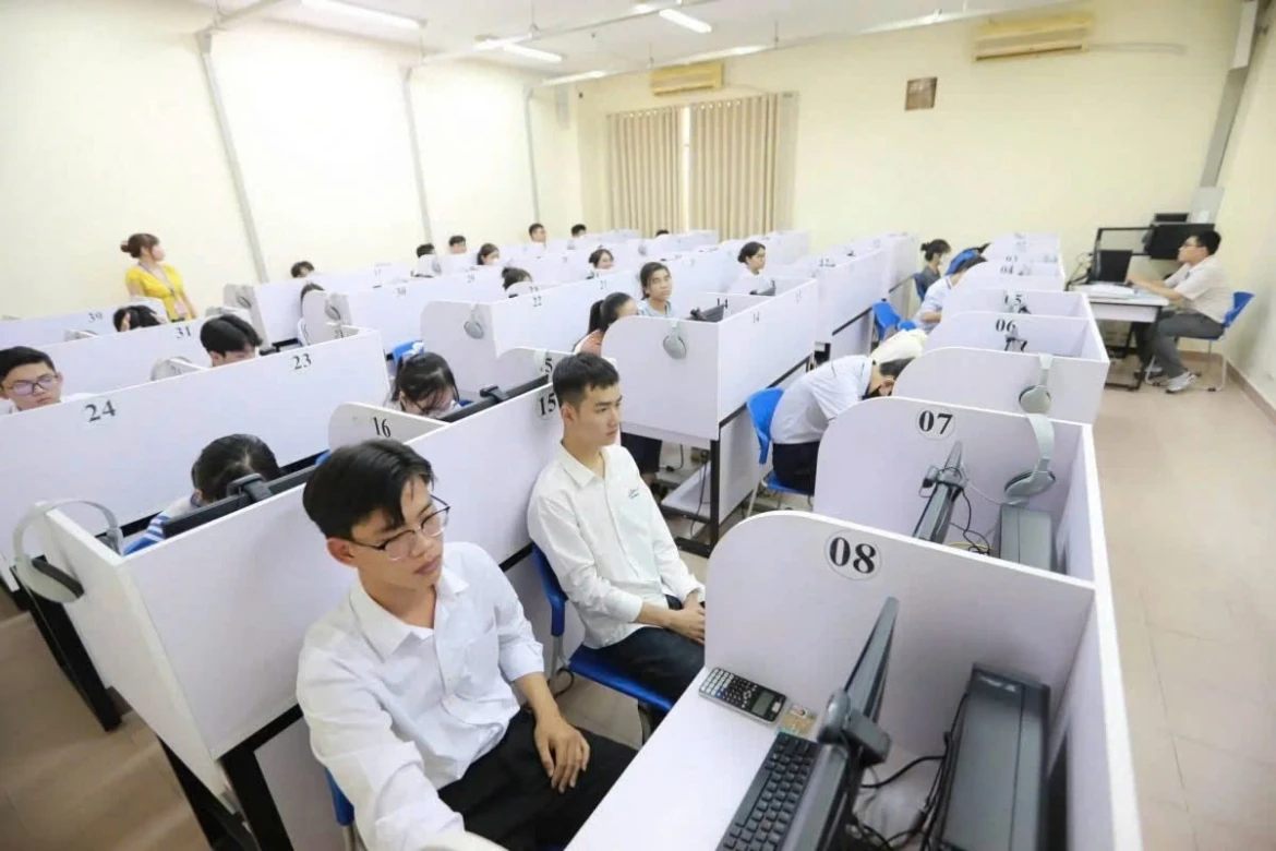 thi tốt nghiệp thpt trên máy tính cần lộ trình thí điểm để bảo đảm công bằng hình ảnh 2 Thi tốt nghiệp THPT trên máy tính cần lộ trình thí điểm để bảo đảm công bằng
