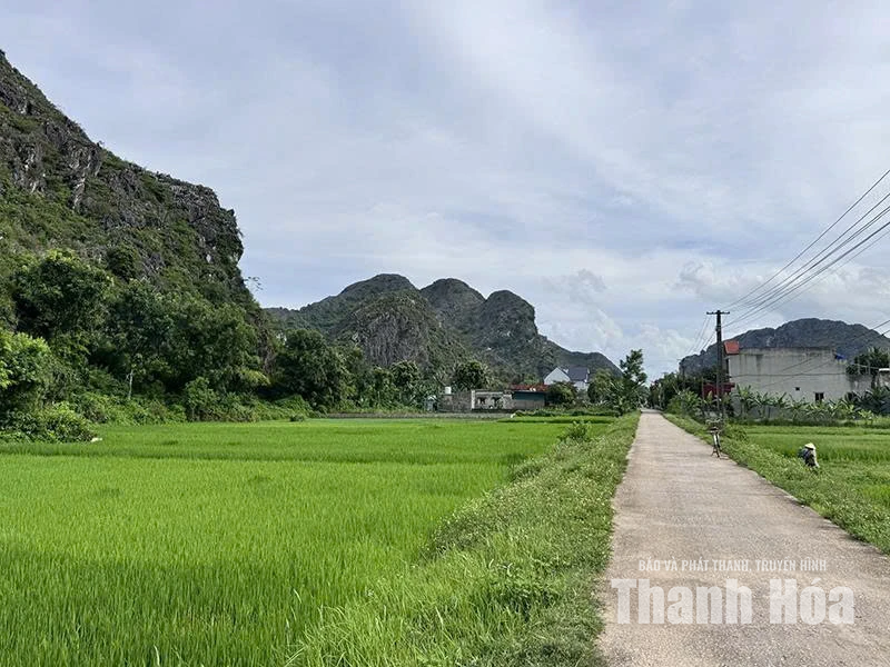 Dưới chân dãy Hoàng Nghiêu Sơn