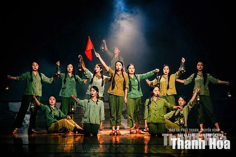 Để sân khấu không chỉ là ký ức