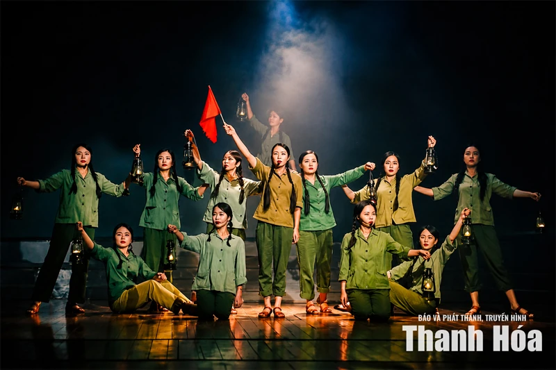 Để sân khấu không chỉ là ký ức