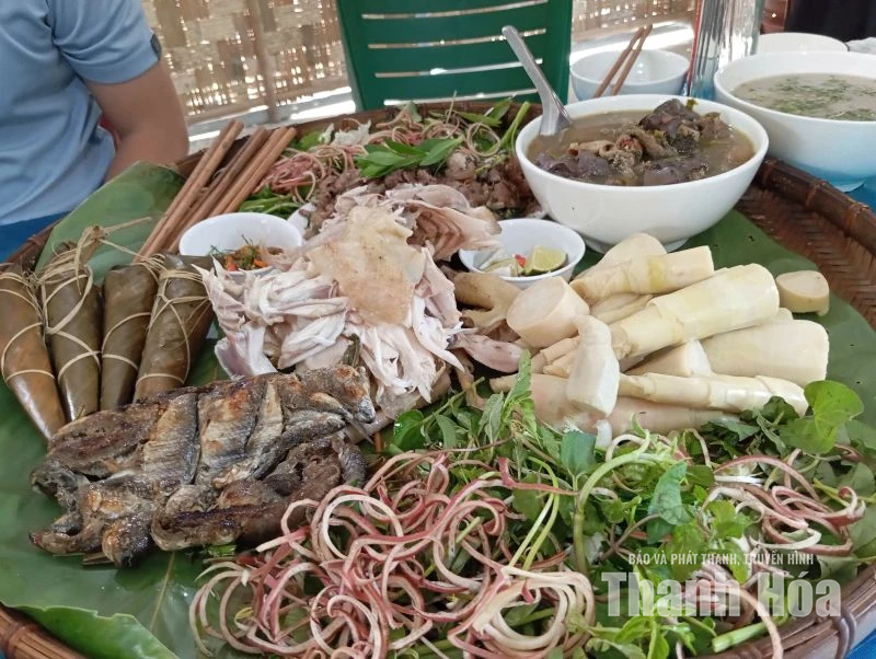 Nhớ chiếc bánh sừng bò của bà ngoại