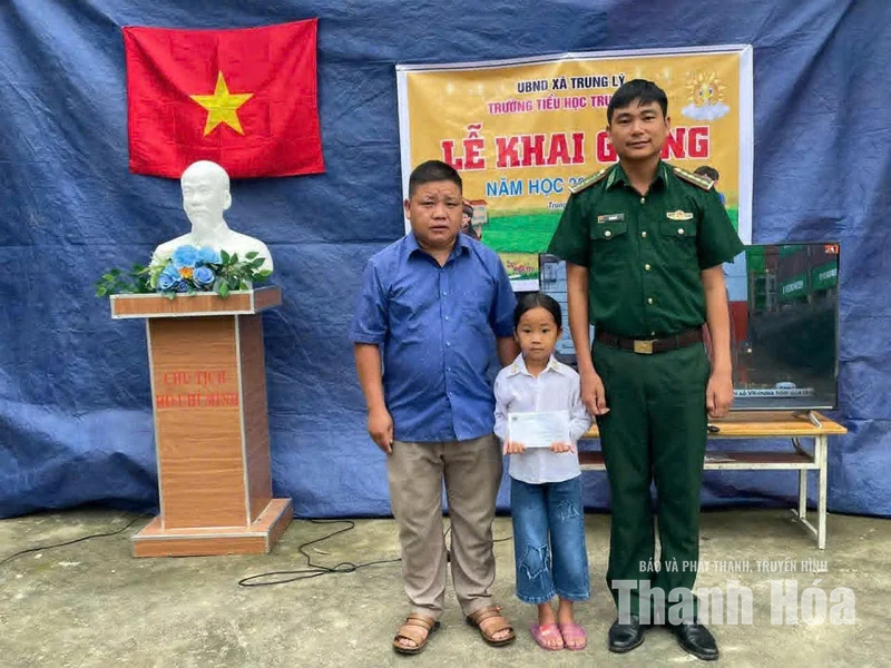 Đường đến trường sẽ bớt gian nan
