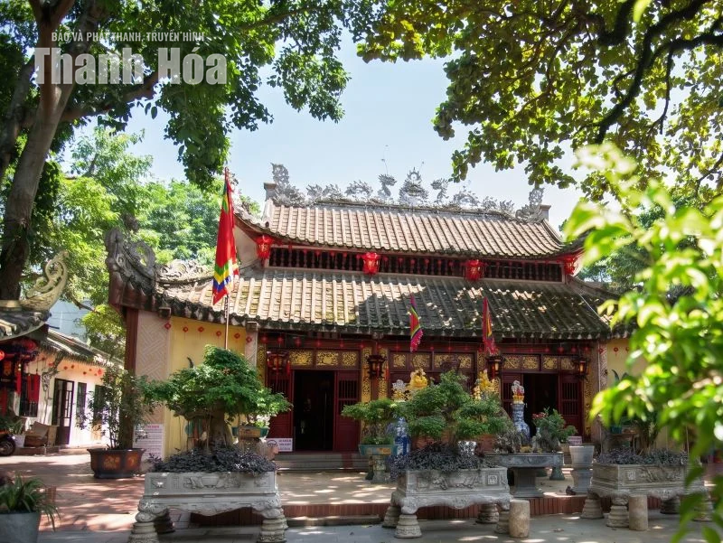 Lắng đọng không gian thiêng nơi ngôi đền mang tên chí sĩ Tống Duy Tân