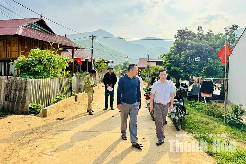 Người “mang nghị quyết” đến từng mái nhà