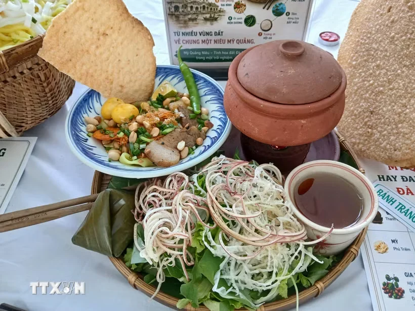 Đưa ẩm thực đặc sắc vào hành trình du lịch ở thành phố biển