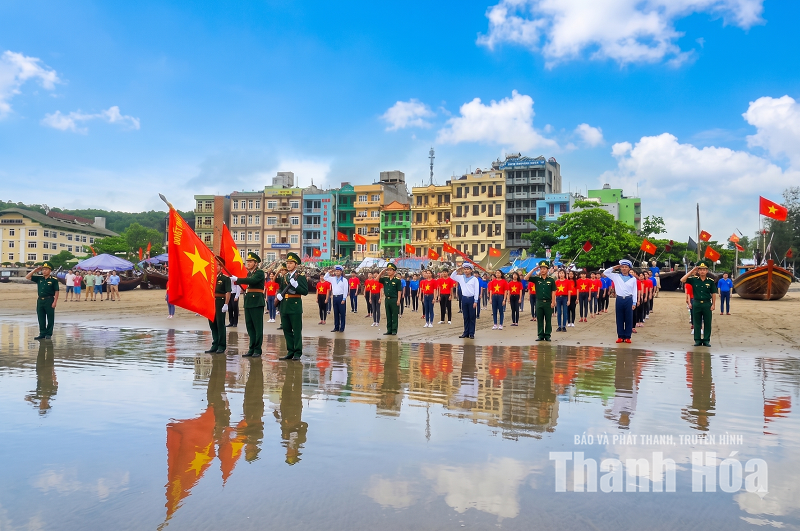 Quê hương thắm sắc cờ sao