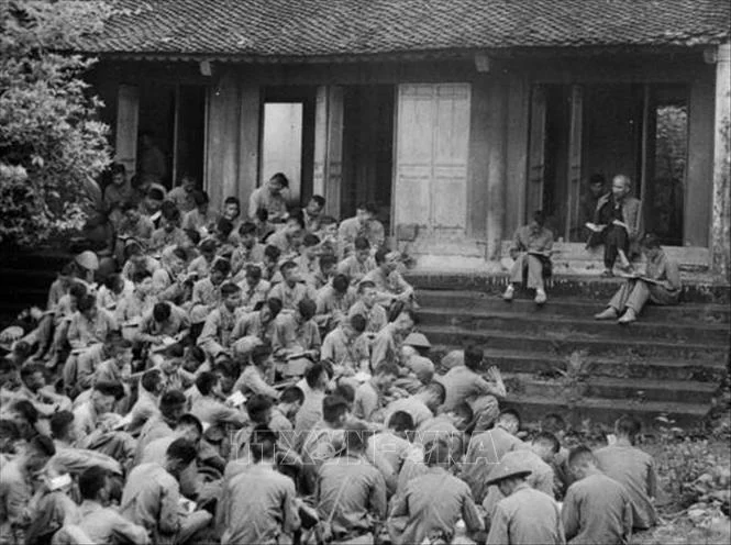 Ngày này năm xưa (18/8): Chủ tịch Hồ Chí Minh viết “Thư kêu gọi Tổng khởi nghĩa”