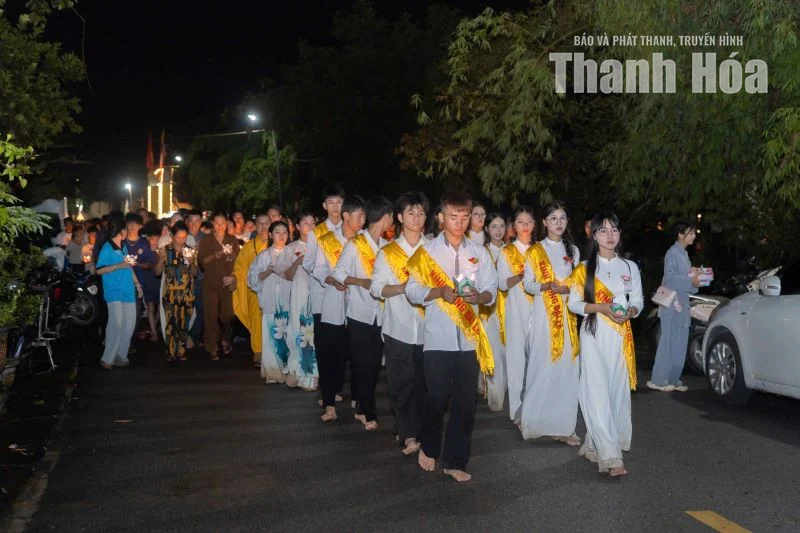 Mùa Vu Lan - Nâng niu chữ hiếu, lan tỏa lòng từ bi